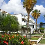 Ilyssion Hotel