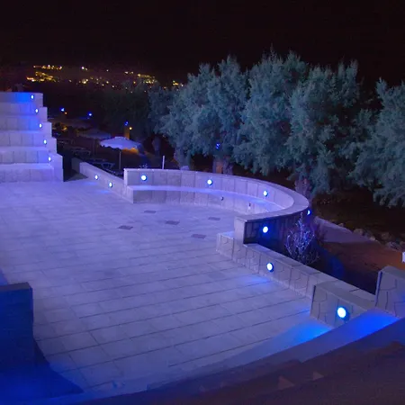 Ilyssion Hotell Lardos