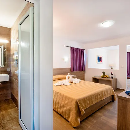 Hotell Ilyssion Lardos