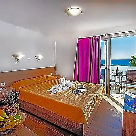 Ilyssion Hotel