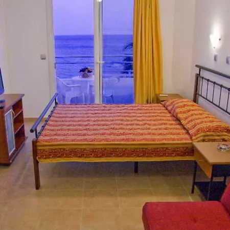Hotel Ilyssion 2*